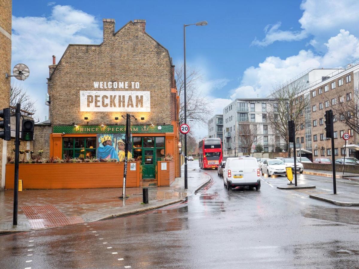 Lovely Studio In London With Patio Экстерьер фото