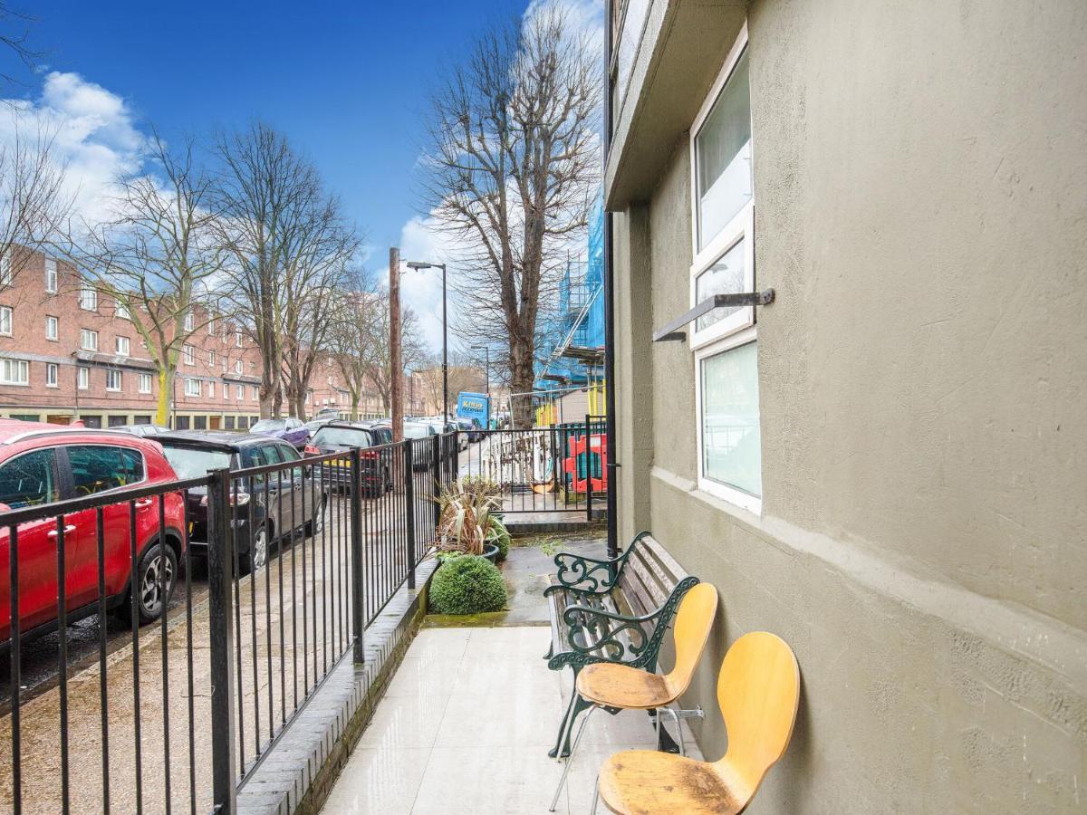 Lovely Studio In London With Patio Экстерьер фото