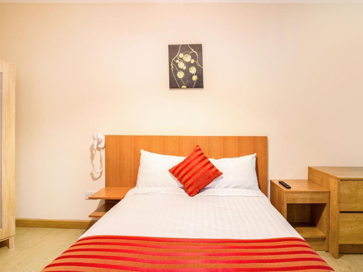 Lovely Studio In London With Patio Экстерьер фото