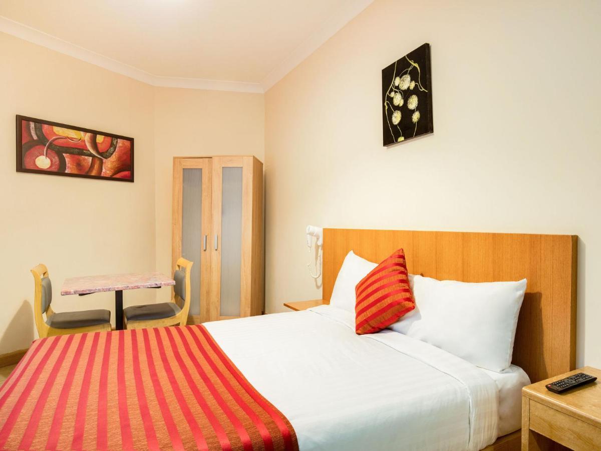 Lovely Studio In London With Patio Экстерьер фото
